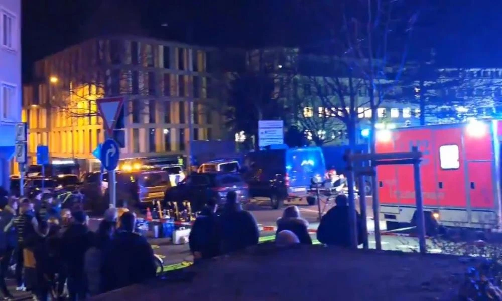 Αίσιο τέλος με το περιστατικό ομηρίας σε νοσοκομείο της Γερμανίας: Συνελήφθη η 65χρονη δράστης